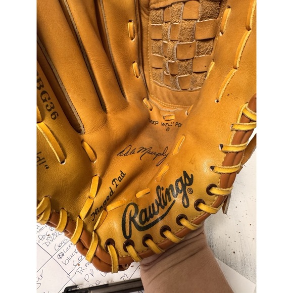 Rawlings Accessories - Rawlings Dale Murphy‎ RBG36 Deep Well Pocket Baseball Glove (for RH player)